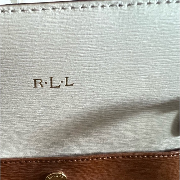 Brown/black shoulder bag. - Picture 2 of 12